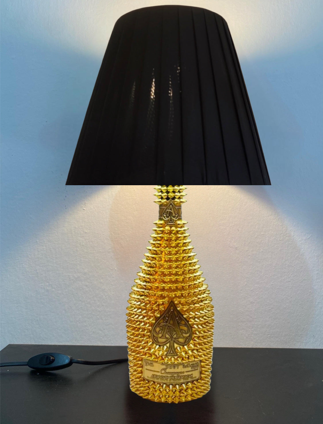 Lampada Armand De Brignac Gold Borchie Oro