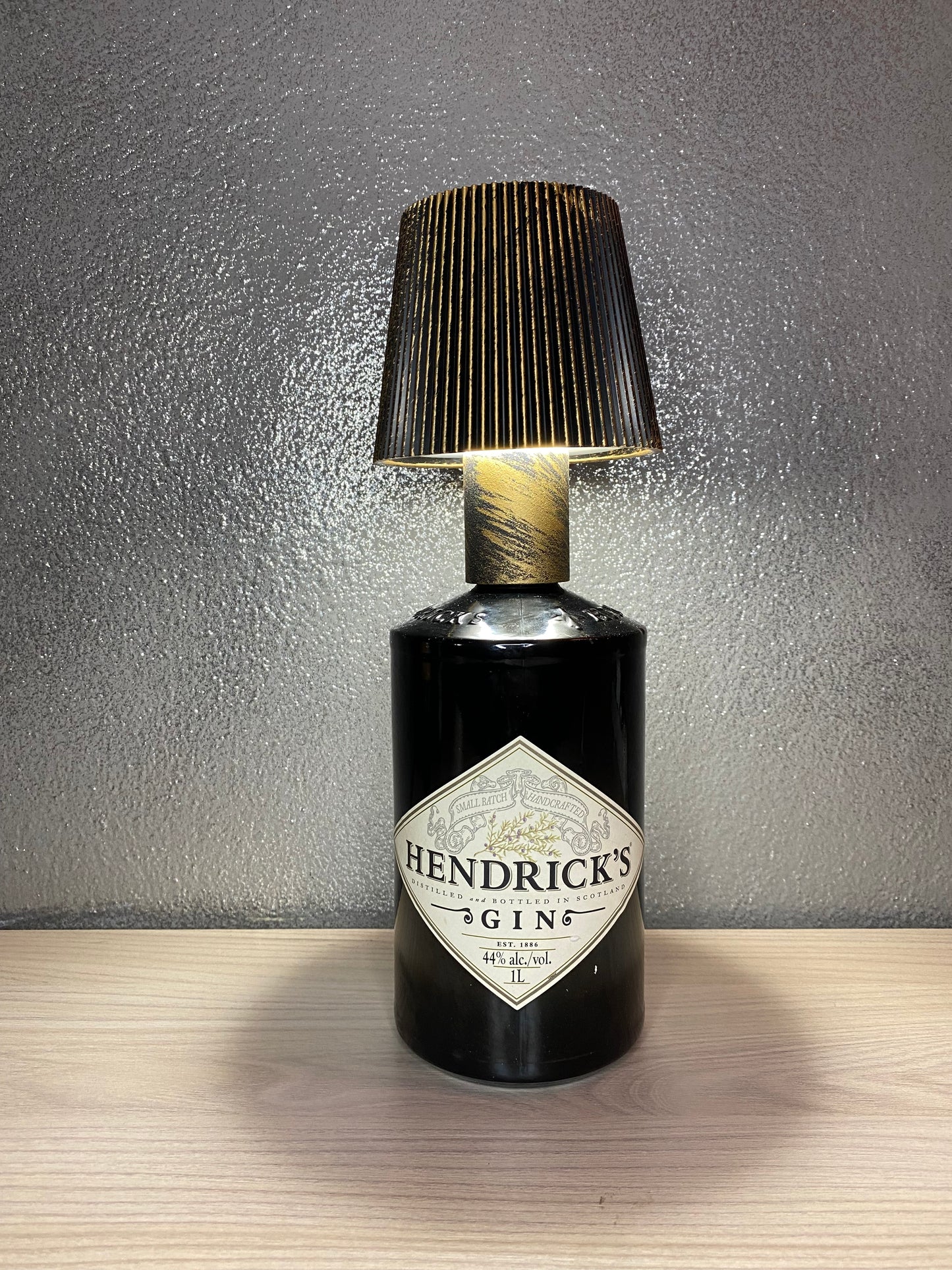 Lampada Hendrick’s Gin USB