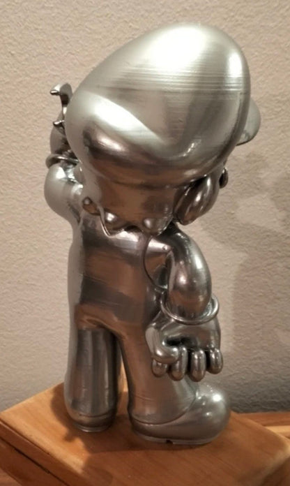 Statua Super Mario con Chiave Argento