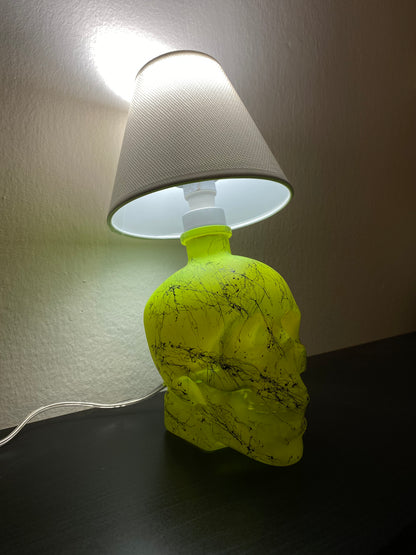 Lampada Teschio Crystal Head Giallo Fluo Effetto Marmo