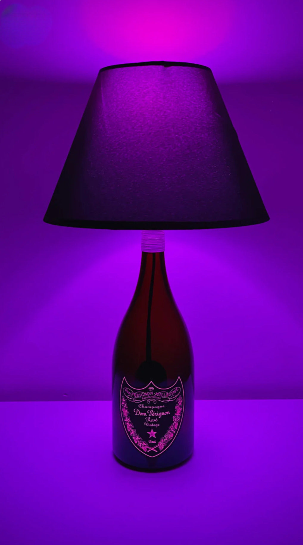 Lampada Dom Pèrignon Vintage Luminous Rosé Luce Viola