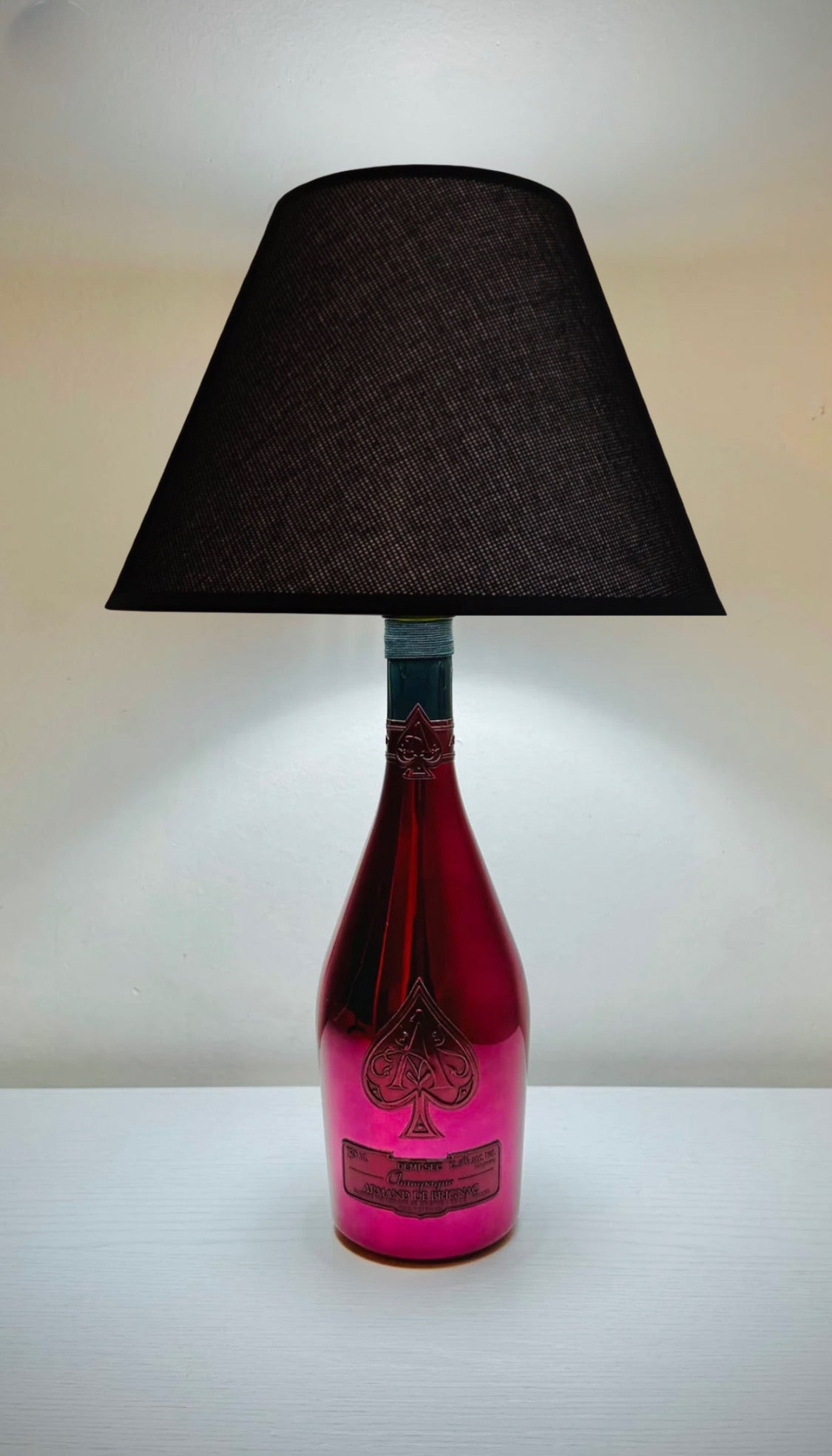 Lampada Armand de Brignac Demi Sec