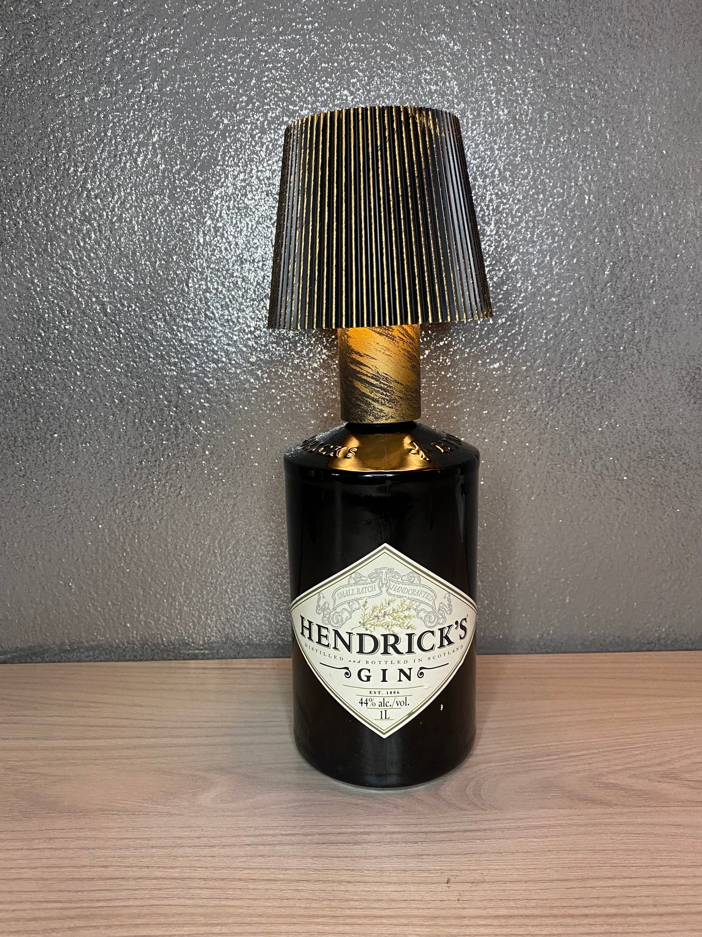 Lampada Hendrick’s Gin USB