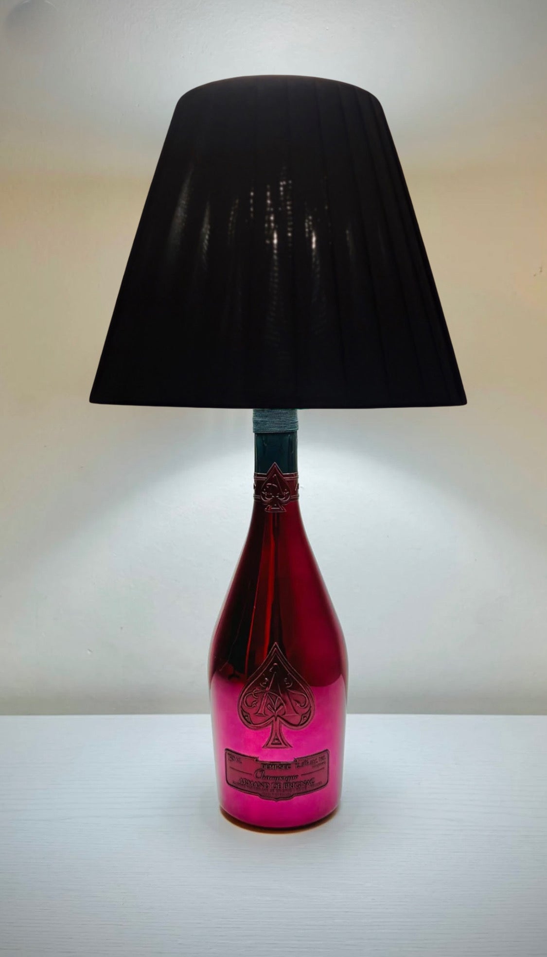 Lampada Armand de Brignac Demi Sec