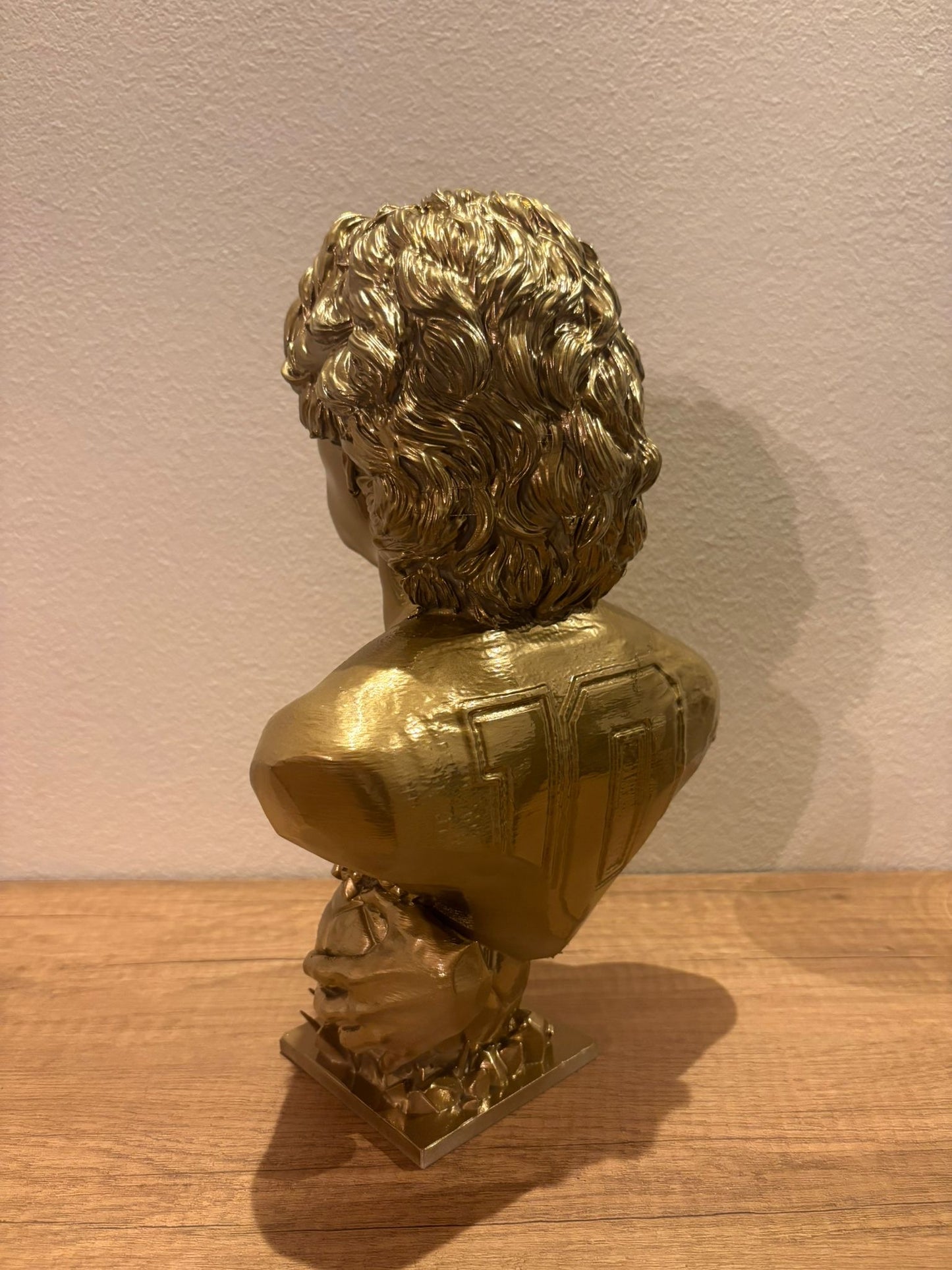 Maradona Statua 3D Oro con Maglia N 10