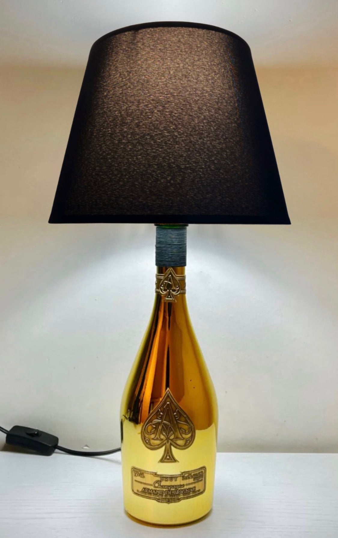 Lampada Armand De Brignac Gold