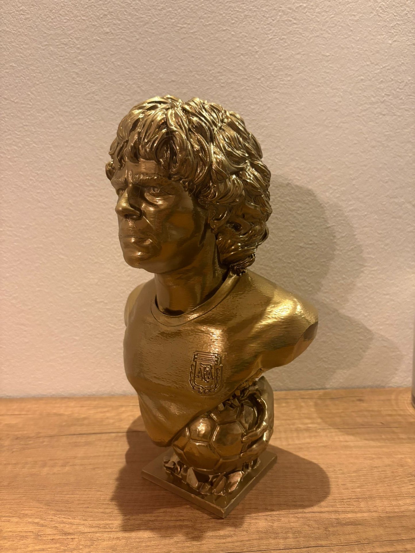 Maradona Statua 3D Oro con Maglia N 10