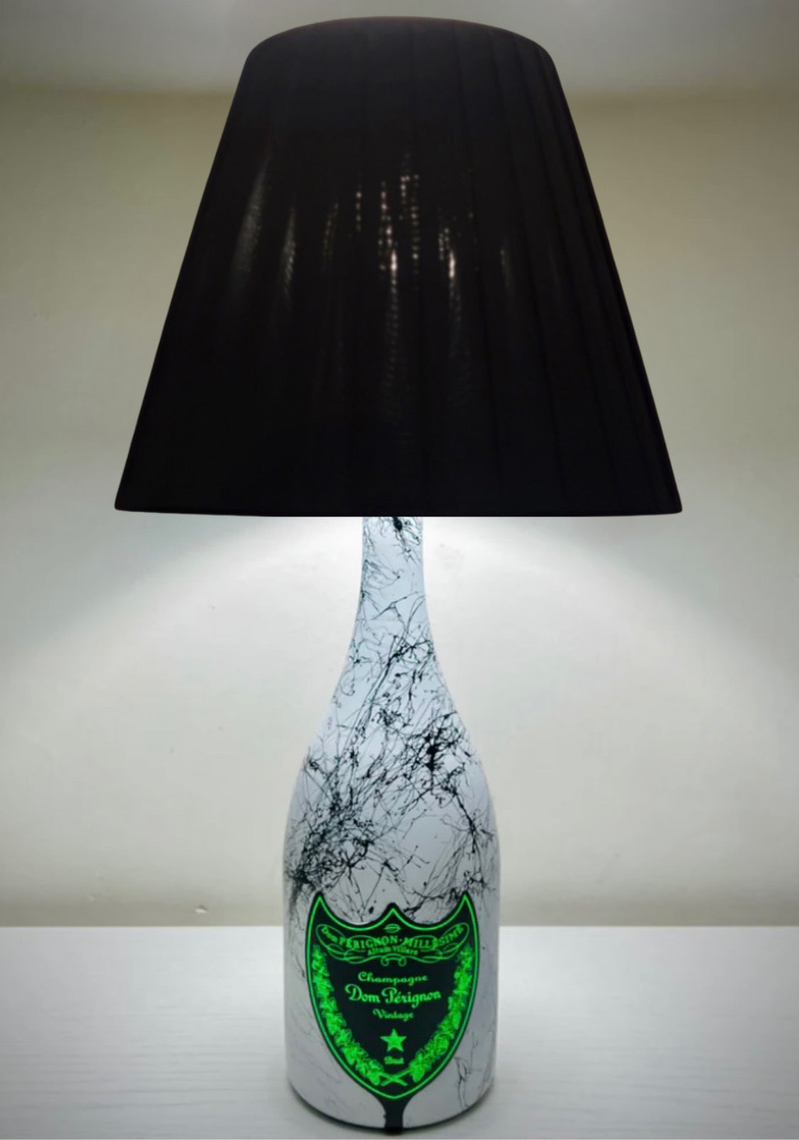 Lampada Dom Pèrignon Vintage Luminous Verde Effetto Marmo Bianco