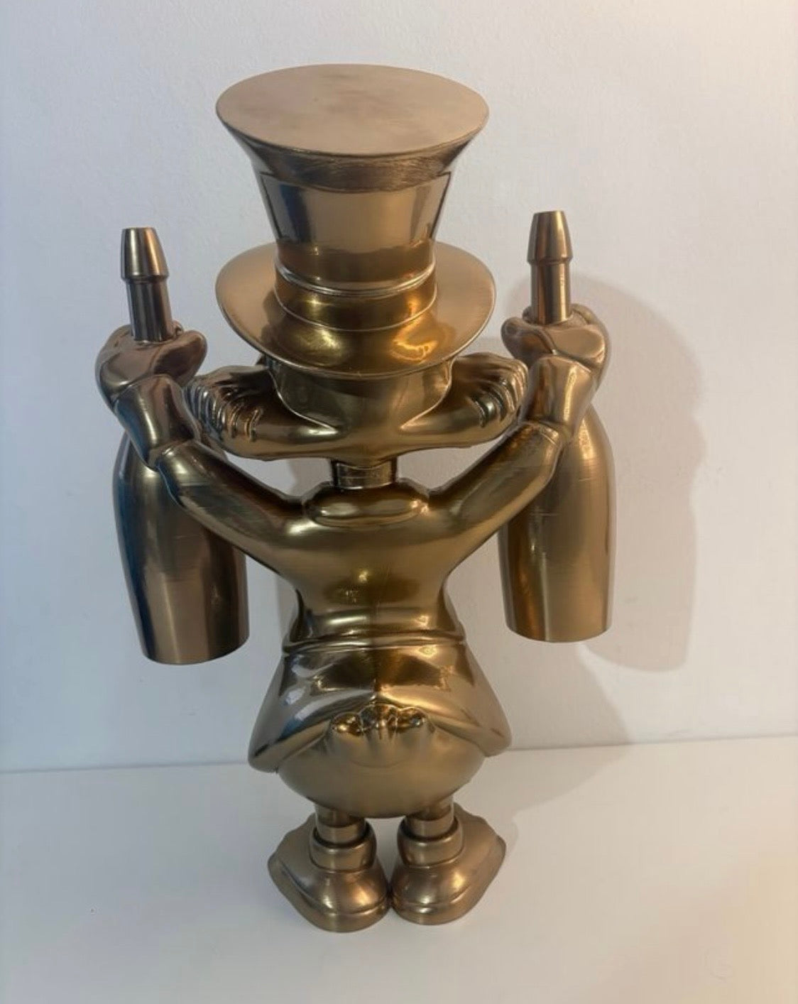 Scrooge Mc Duck Statua 3D Oro con Champagne Dom Pèrignon